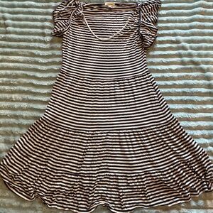 Max Studio Navy and White Striped tiered dress ruffle sleeve medium